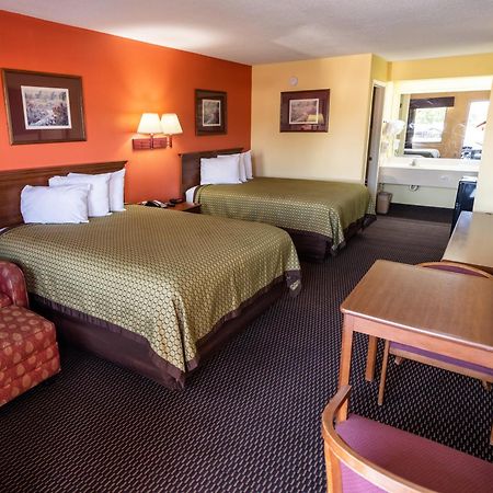 Budget Inn & Suites Hawkinsville Екстер'єр фото