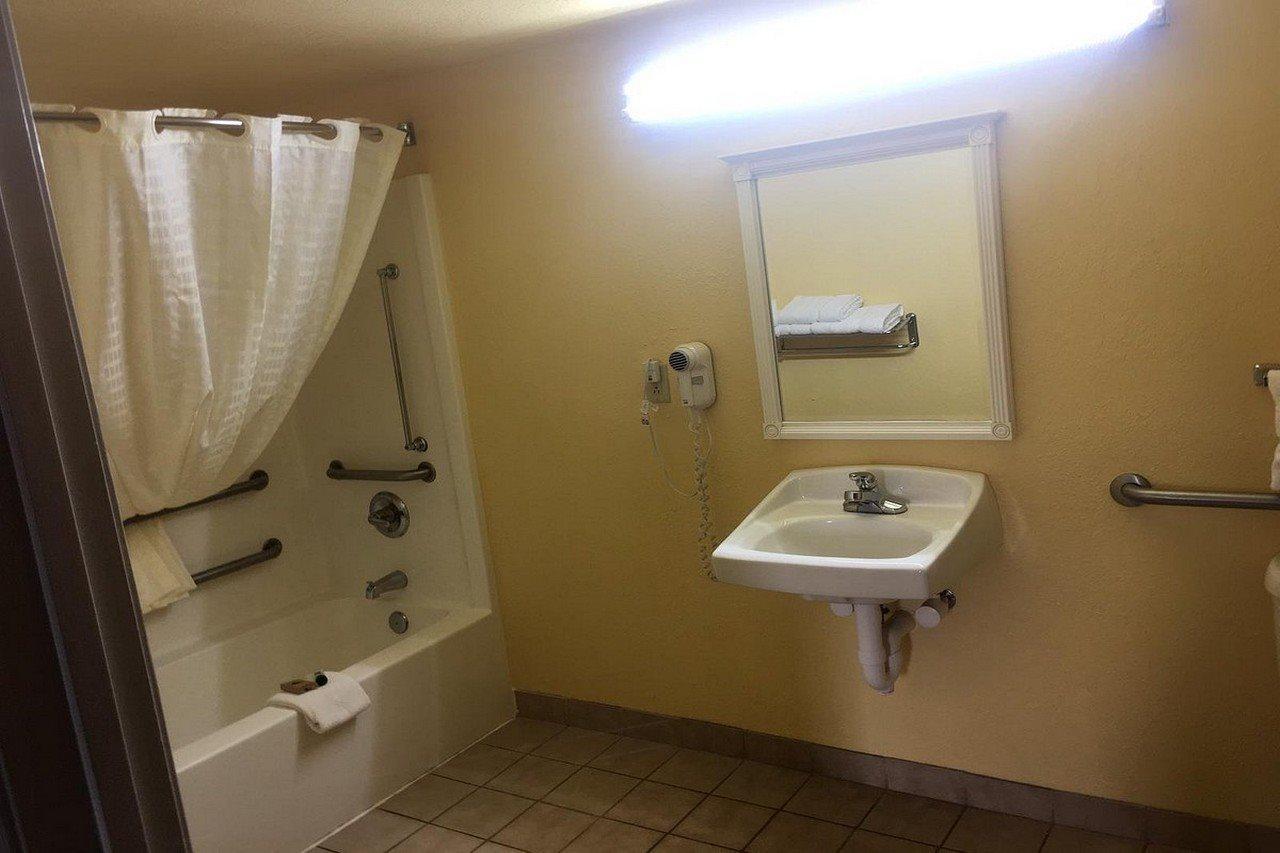 Budget Inn & Suites Hawkinsville Екстер'єр фото