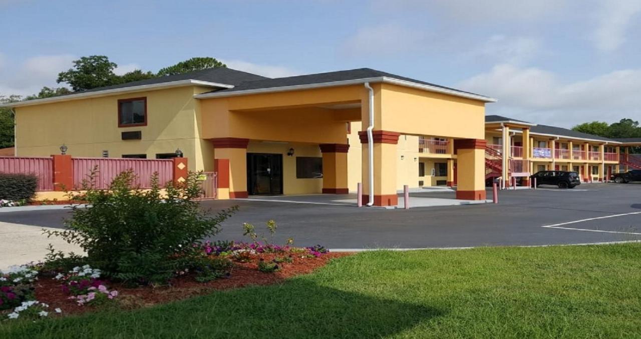 Budget Inn & Suites Hawkinsville Екстер'єр фото